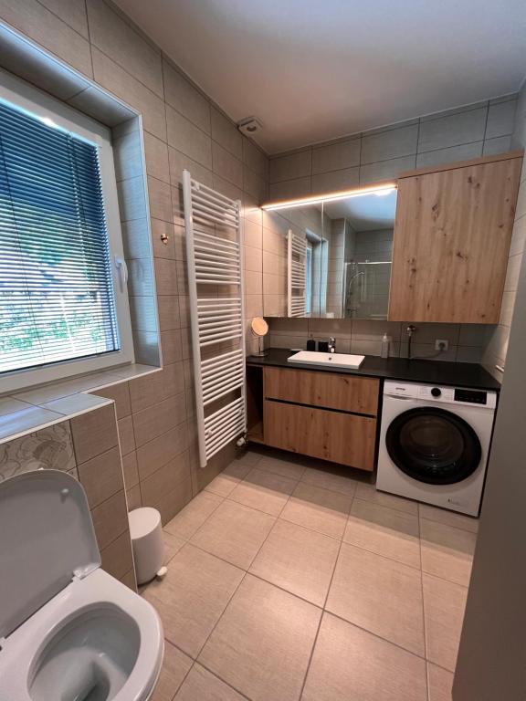 Na Vasi restavracija in prenočišča - Apartamento De Lujo