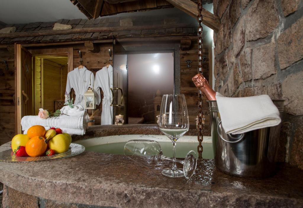 Nápoje v ubytování Historic Hotel Ristorante La Stua