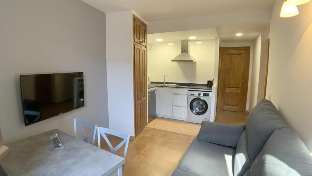 Kuchyň nebo kuchyňský kout v ubytování C12 - Apartamento Casa Llorgodo 3 - Villmor