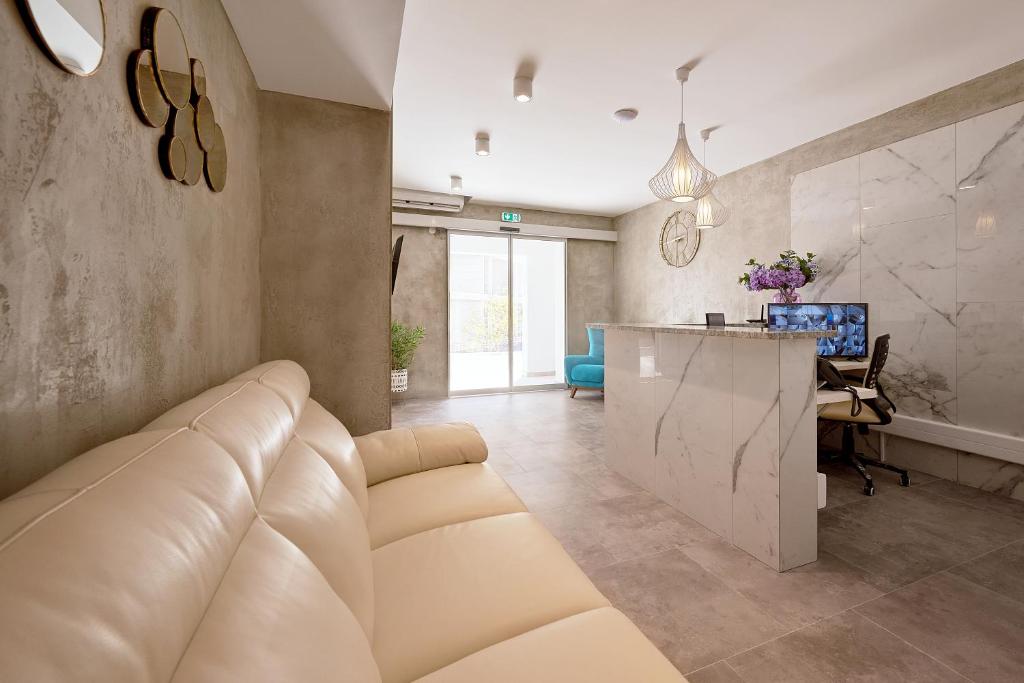 Posezení v ubytování Garni Hotel Larimar