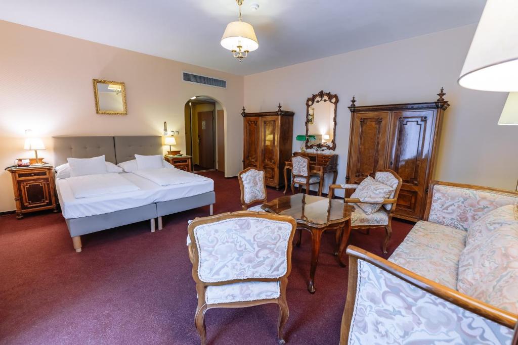 Pannonia Hotel - Junior Suite Met Balkon