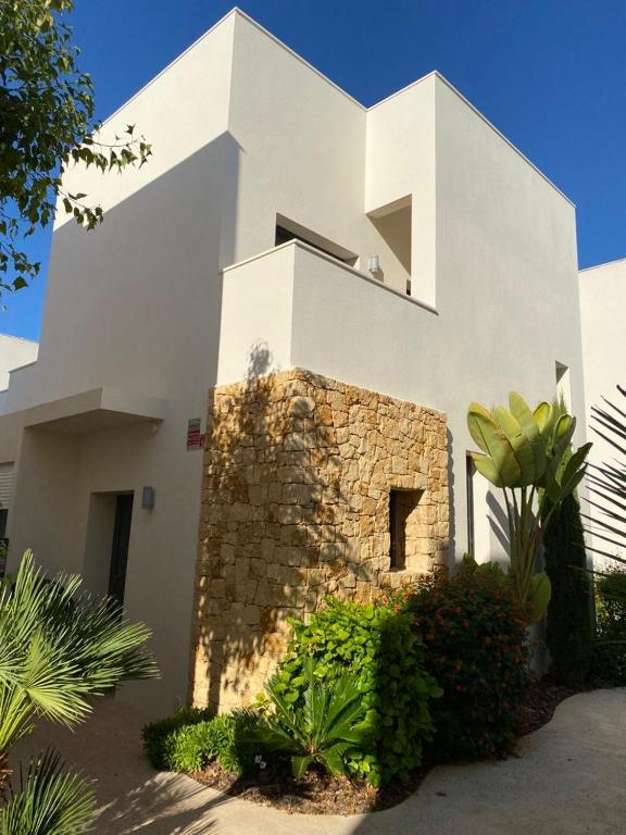 Villa La Valiente Roca - Housity