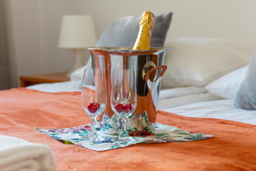 Posteľ alebo postele v izbe v ubytovaní Apartamenty Bursztynowe V by Noclegi Renters