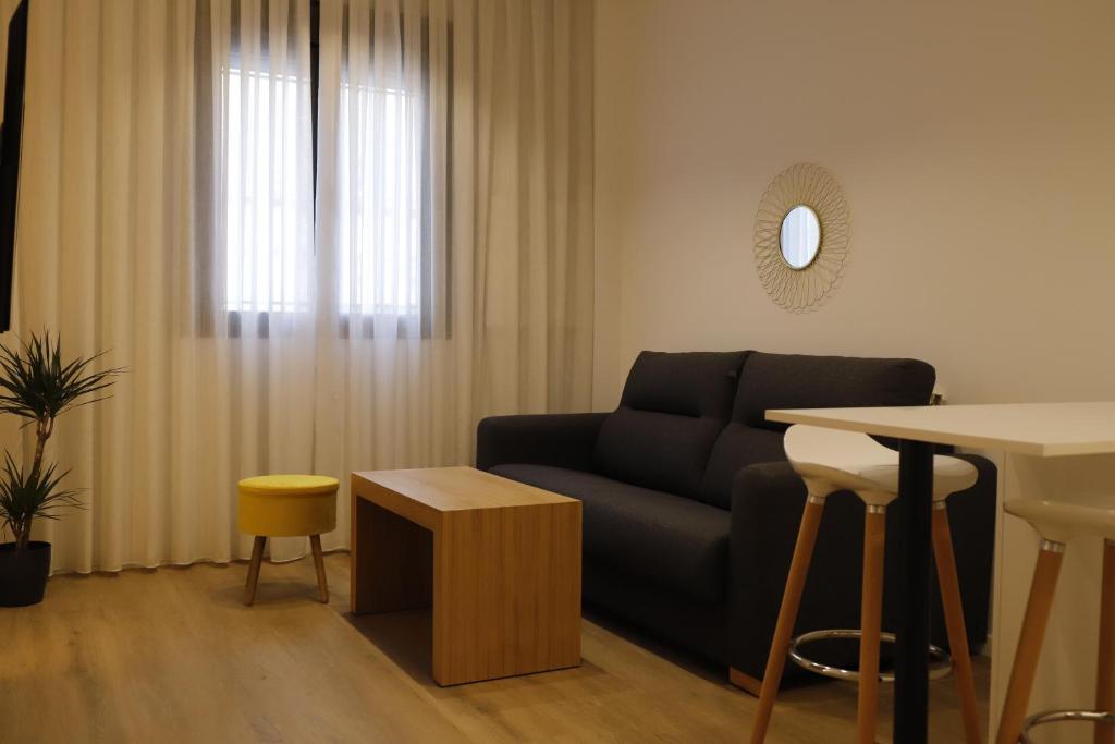 MEDINA HOMES PUENTE ROMANO