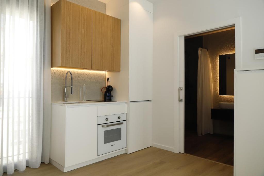 MEDINA HOMES PUENTE ROMANO - Resim 18