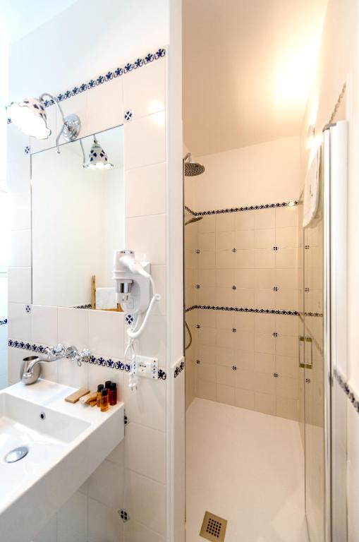 A bathroom at MIOE