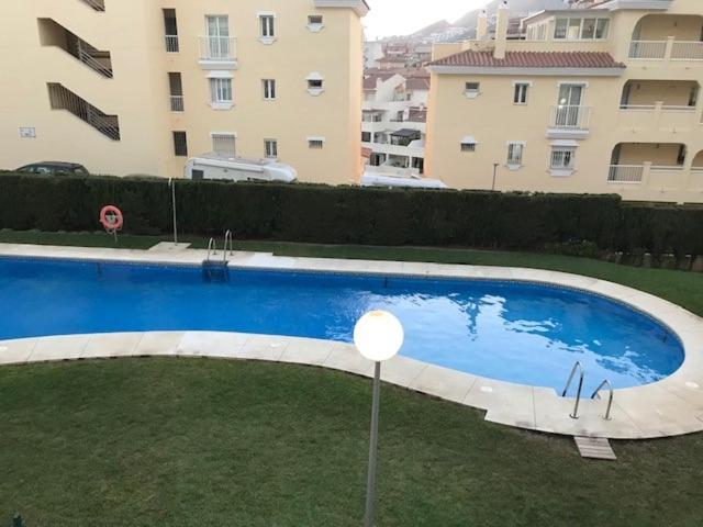 Basen w obiekcie Piso TORREQUEBRADA lub w pobliżu