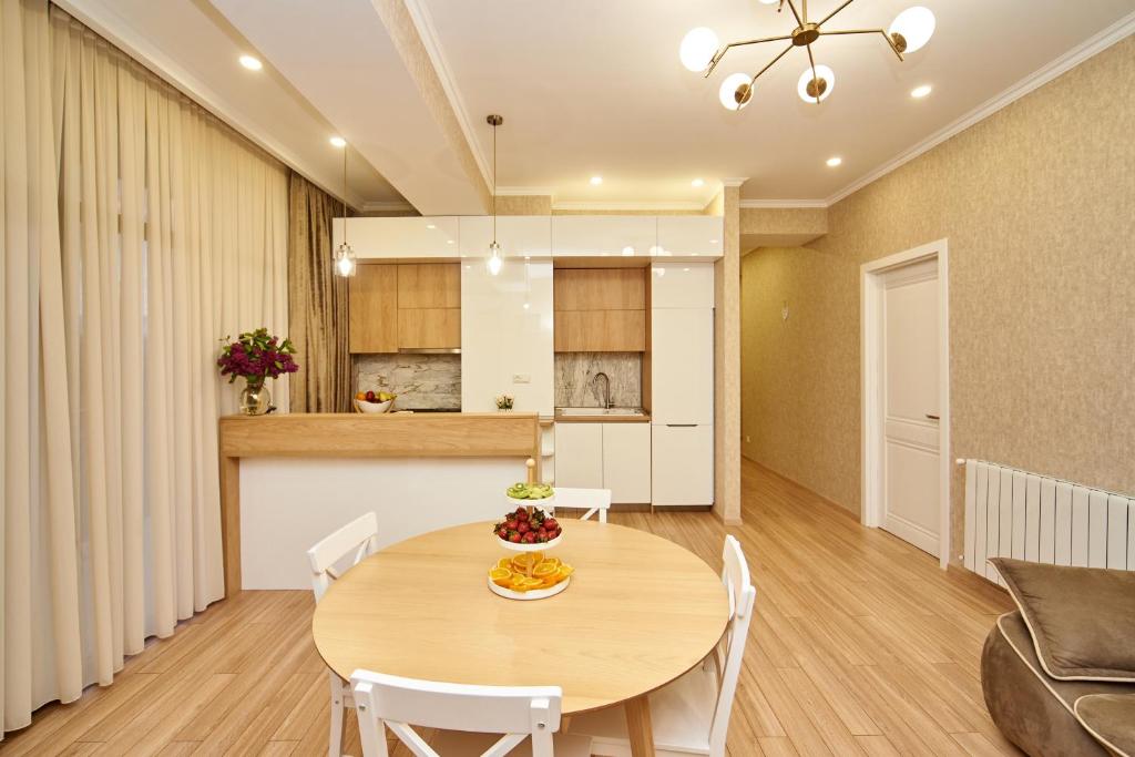 لابی و فضای عمومی Apartment by the river - تصویر ۵