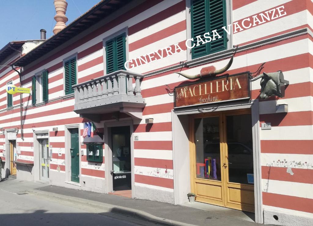 Budova, v ktorej sa apartmán nachádza