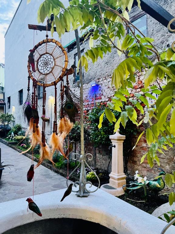 Zahrada ubytování B&B Corte sul Naviglio CIN I T 0 1 5 0 7 0 C 1 3 X U I L Q C V