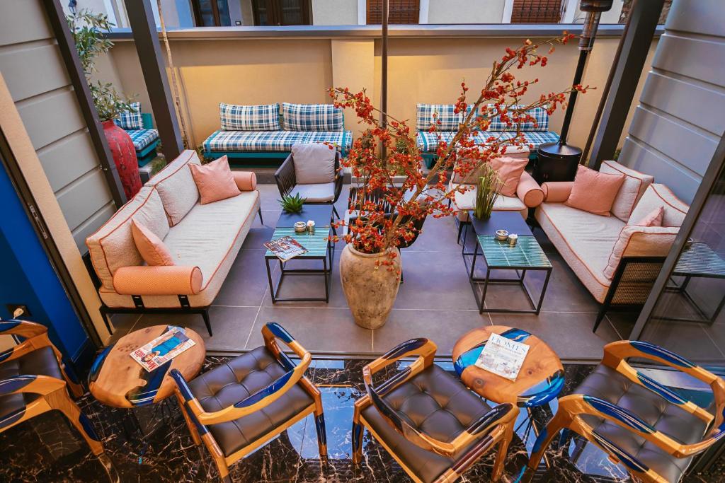 Mert Boutique Hotel - Image 9
