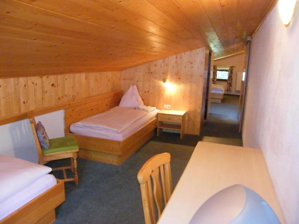Posteľ alebo postele v izbe v ubytovaní Katharina's Sleepover - Budget Holiday Home