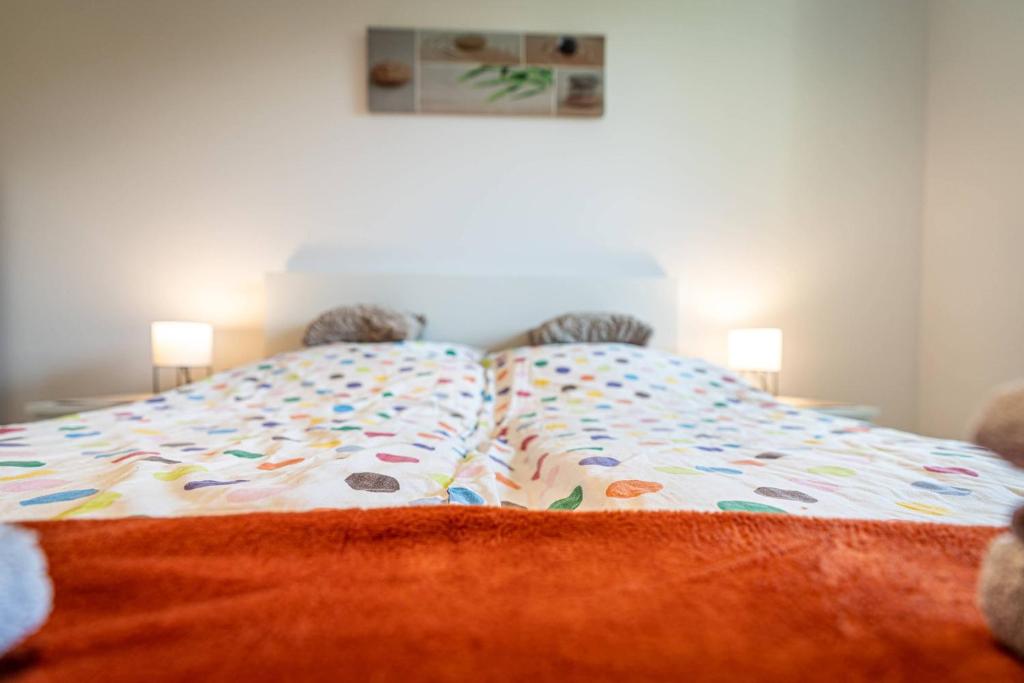 Posteľ alebo postele v izbe v ubytovaní Apartament Ustronny