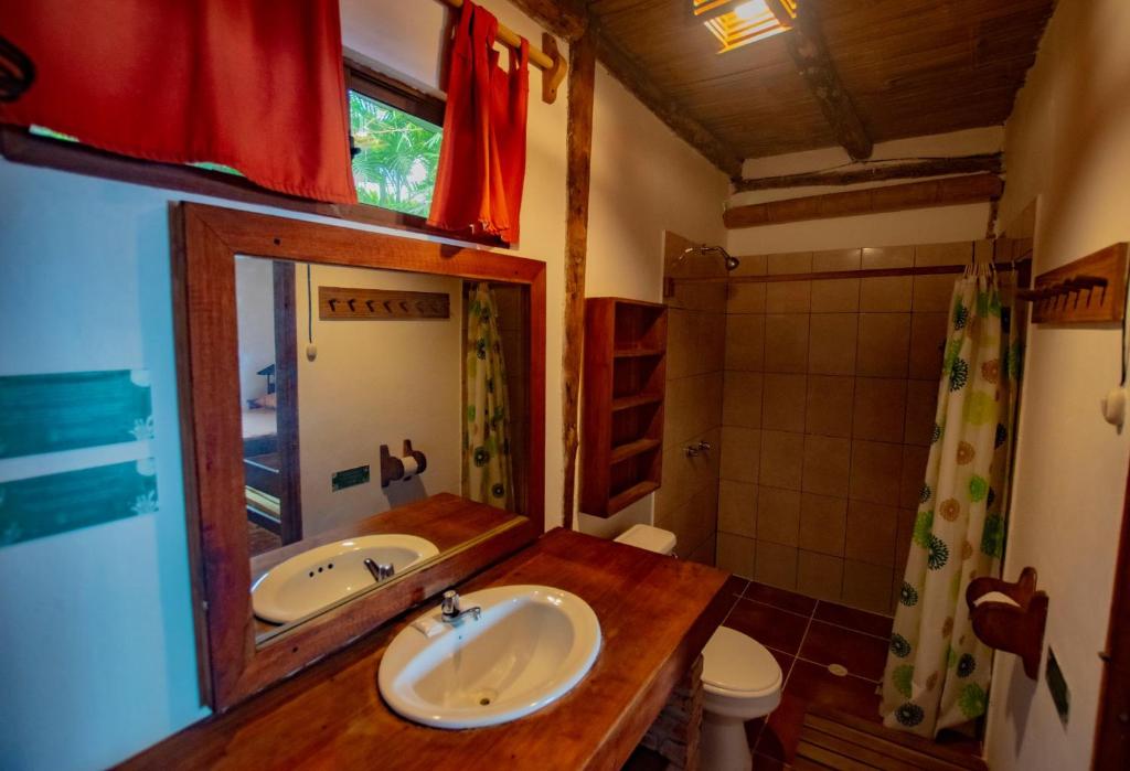 Koupelna v ubytování Suites La Tortuga