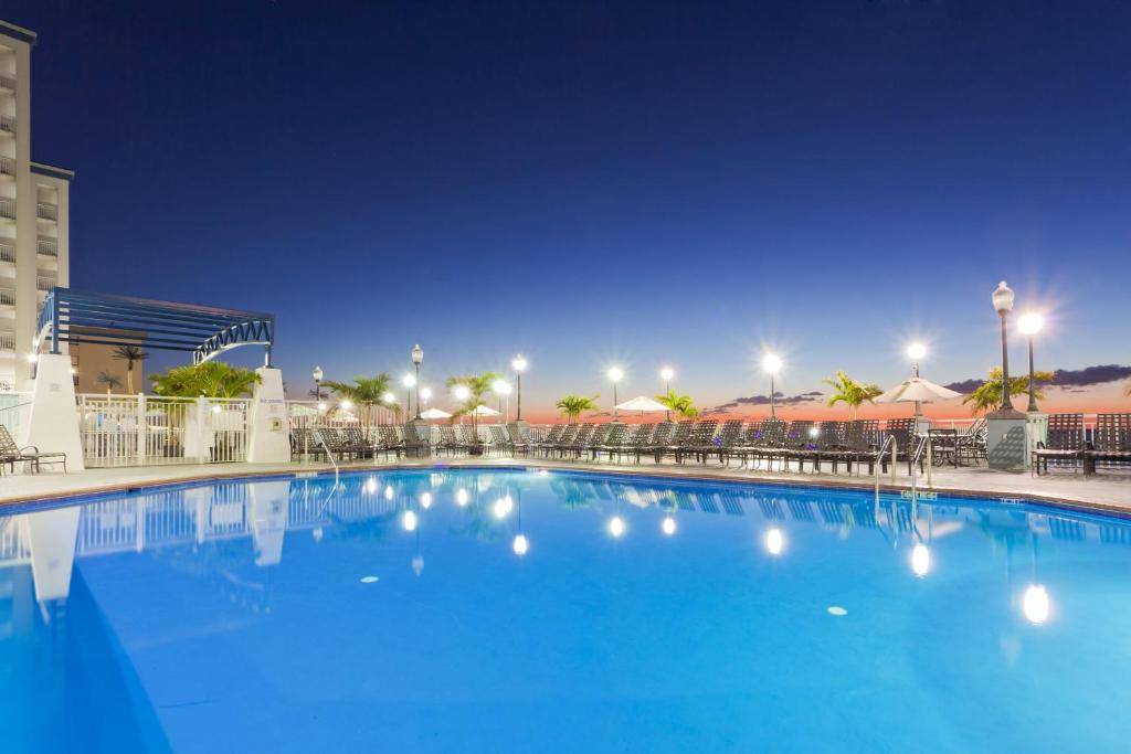 Holiday Inn & Suites Ocean City by IHG photo