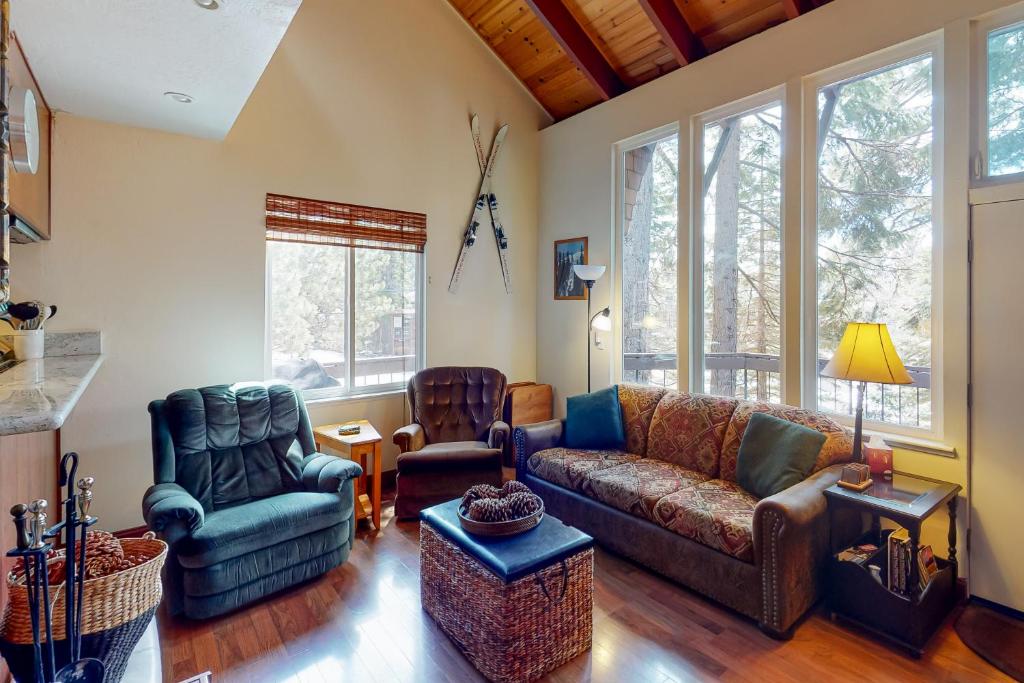 Tahoe City Paradise - Housity