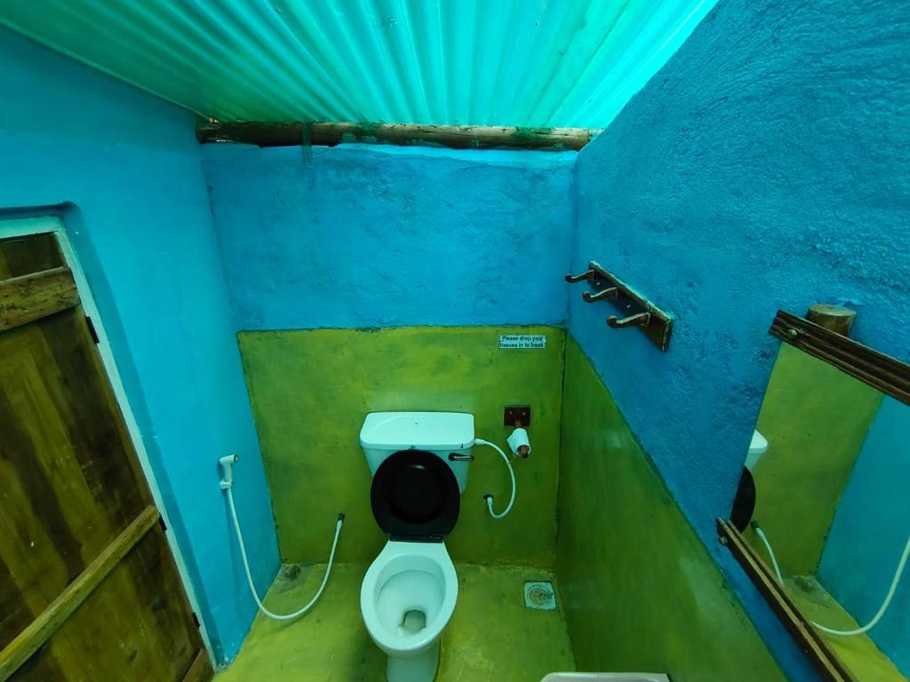 The 1964 Holiday bungalow - 9