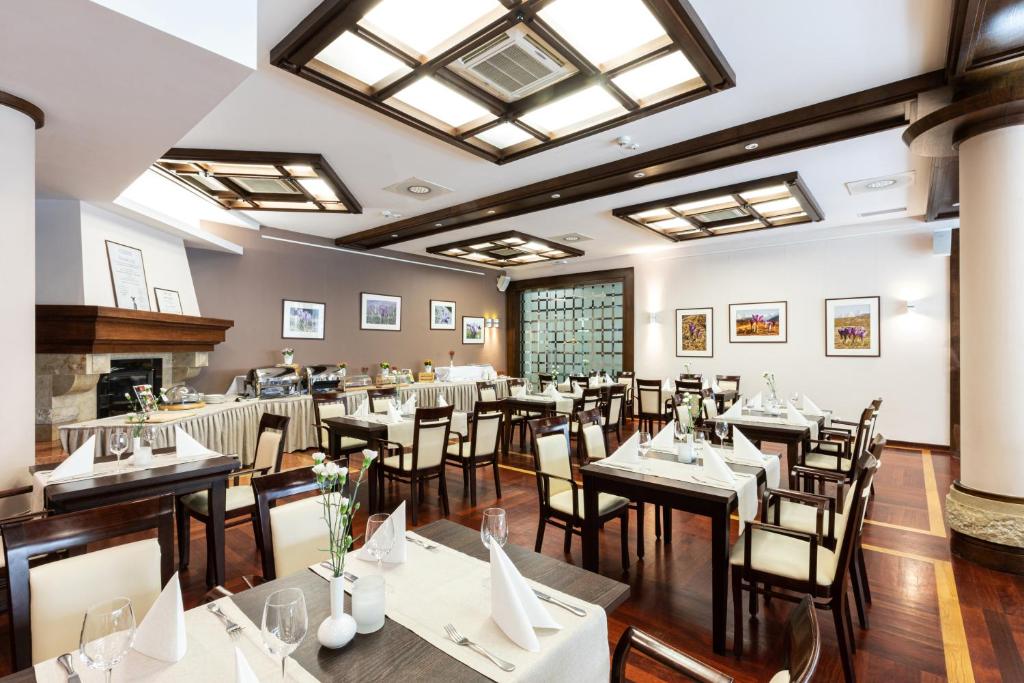Restaurace v ubytování Hotel Crocus