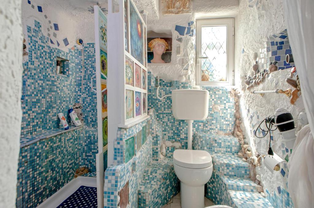 Łazienka w obiekcie La casa degli artisti