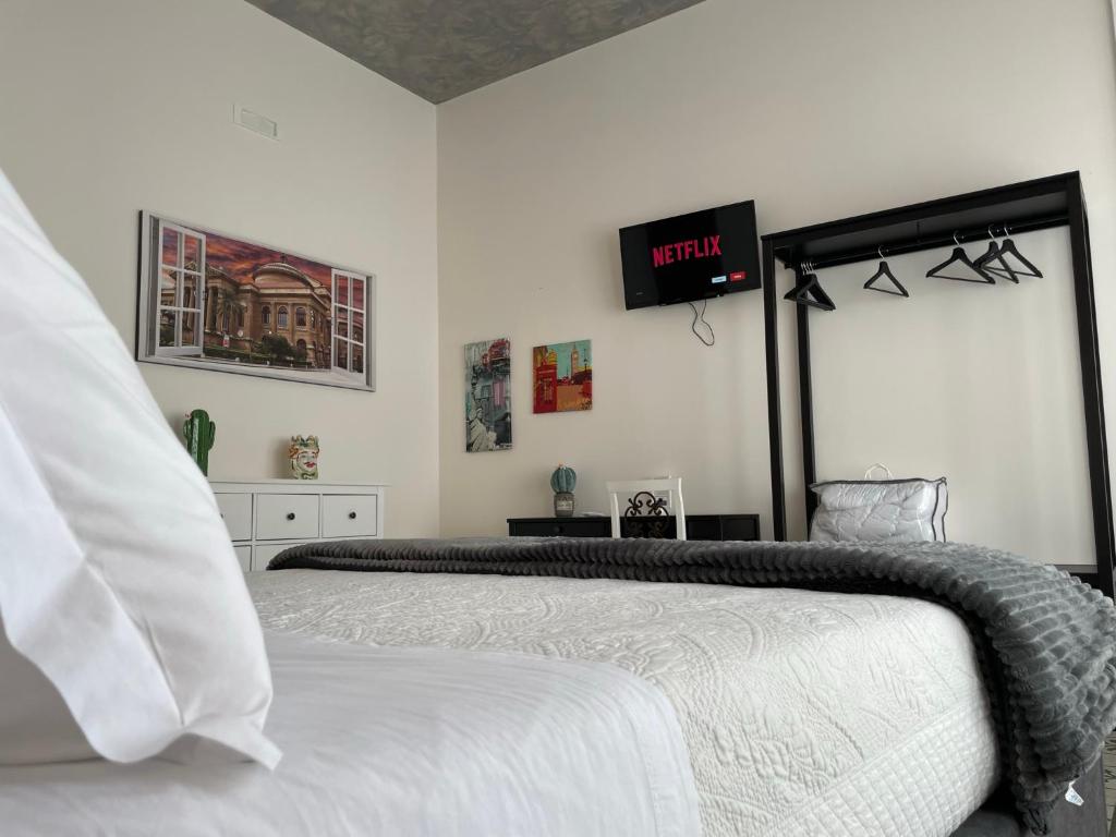 Liberty Palace - King Room