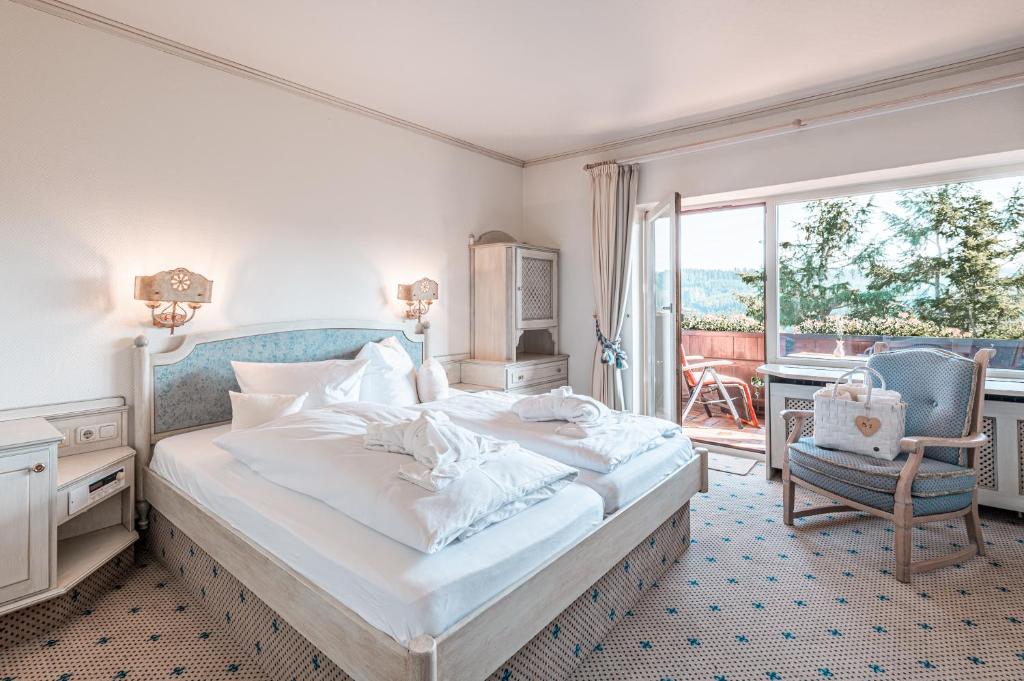 Mittelburg Wellnesshotel - Double Room With Mountain View