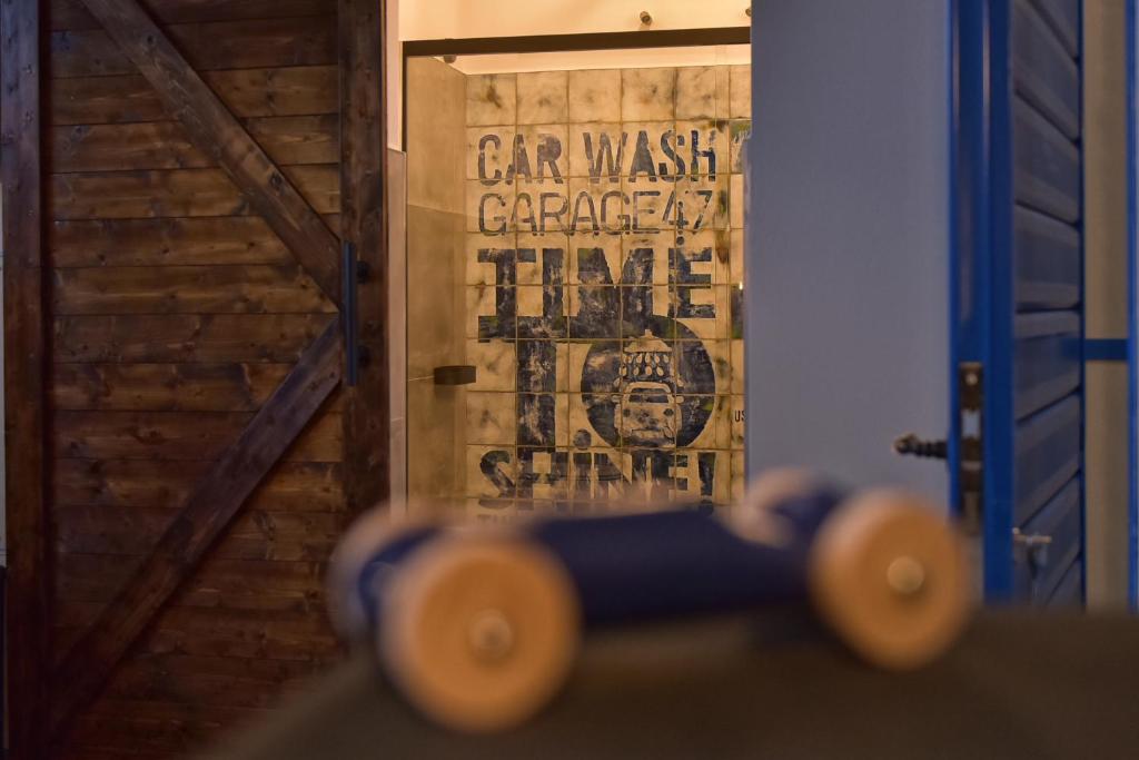 GARAGE47 Storica Officina Meccanica LOFT B&B iN PIENZA - 19