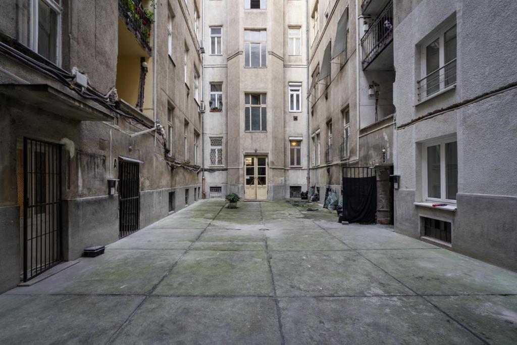 Budova, v ktorej sa apartmán nachádza