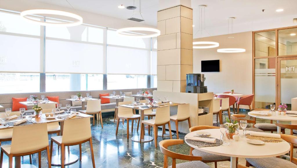 Restaurace v ubytování NH Ciudad de Zaragoza