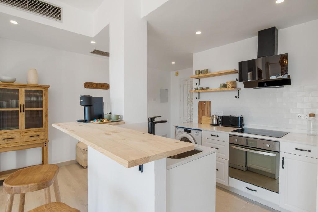 Kuchnia lub aneks kuchenny w obiekcie Luminoso apartamento en Andalucía del Mar