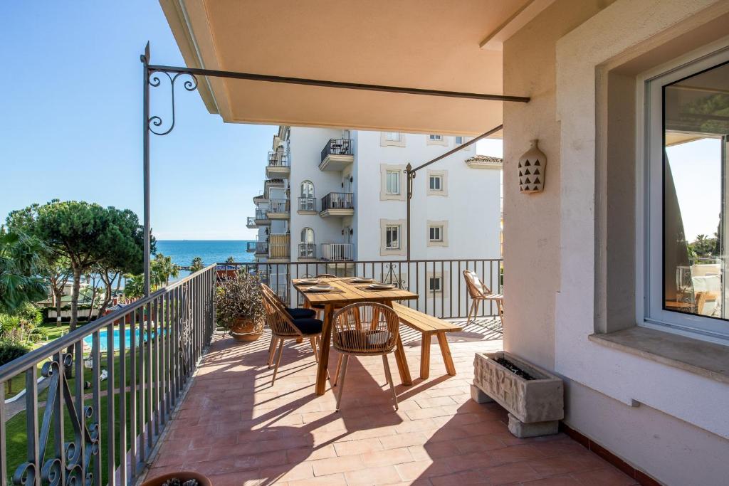 Balkon lub taras w obiekcie Luminoso apartamento en Andalucía del Mar