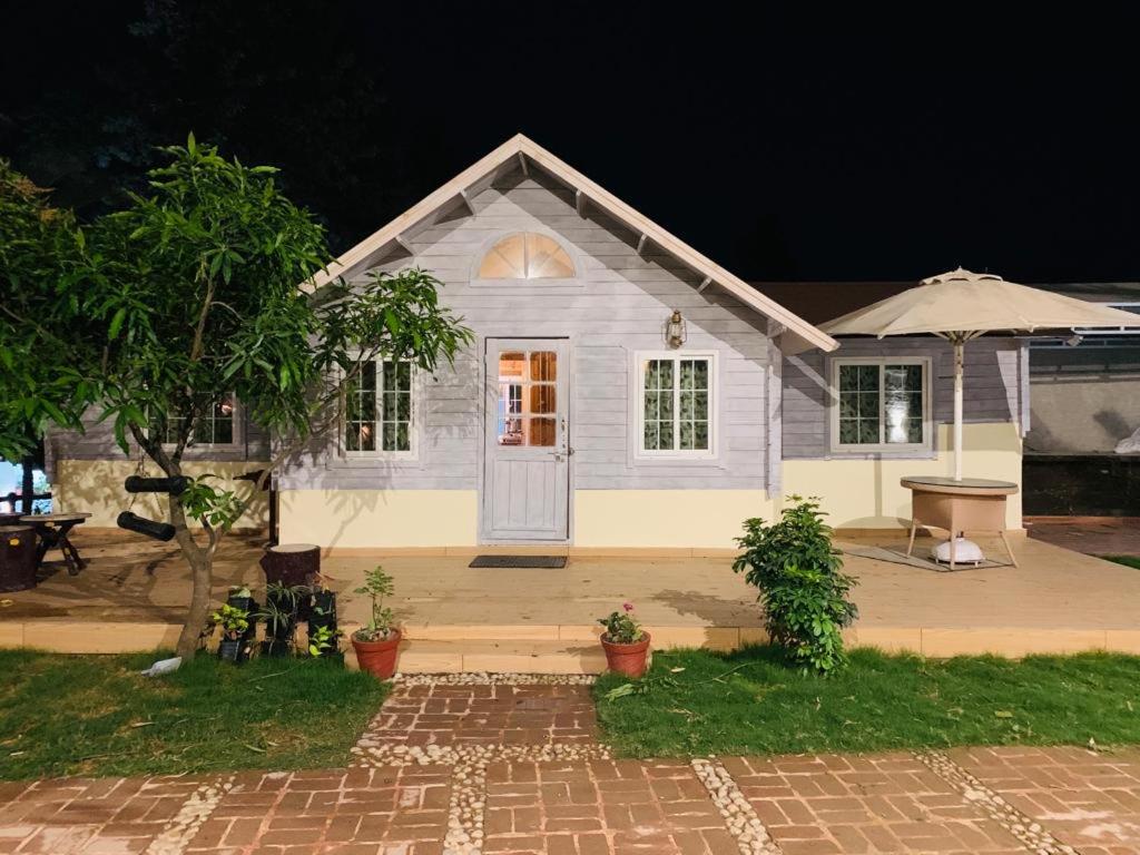 Malsi Loghut - Private Cottage With Garden