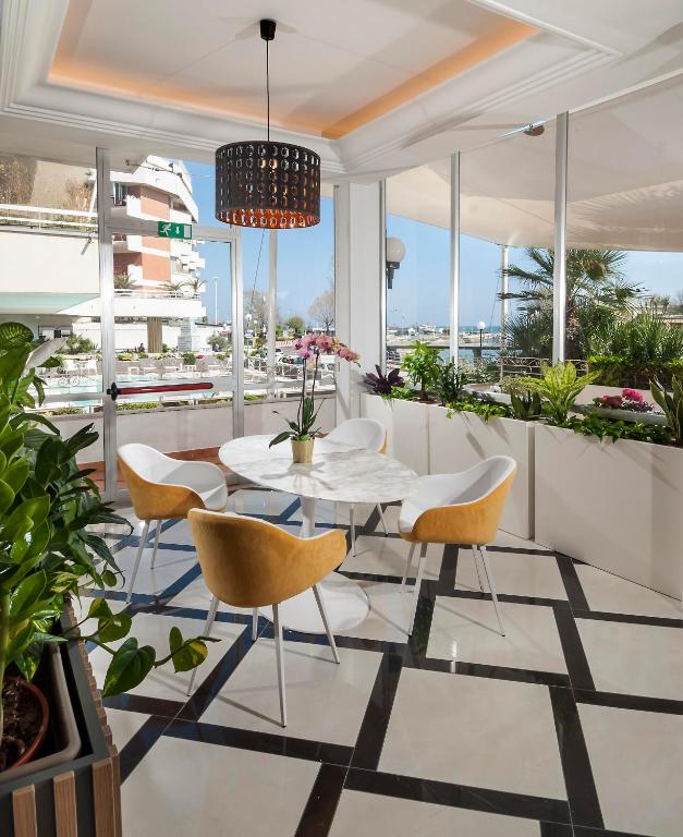 Fotografie z fotogalerie ubytování Hotel Alexander v destinaci Cattolica