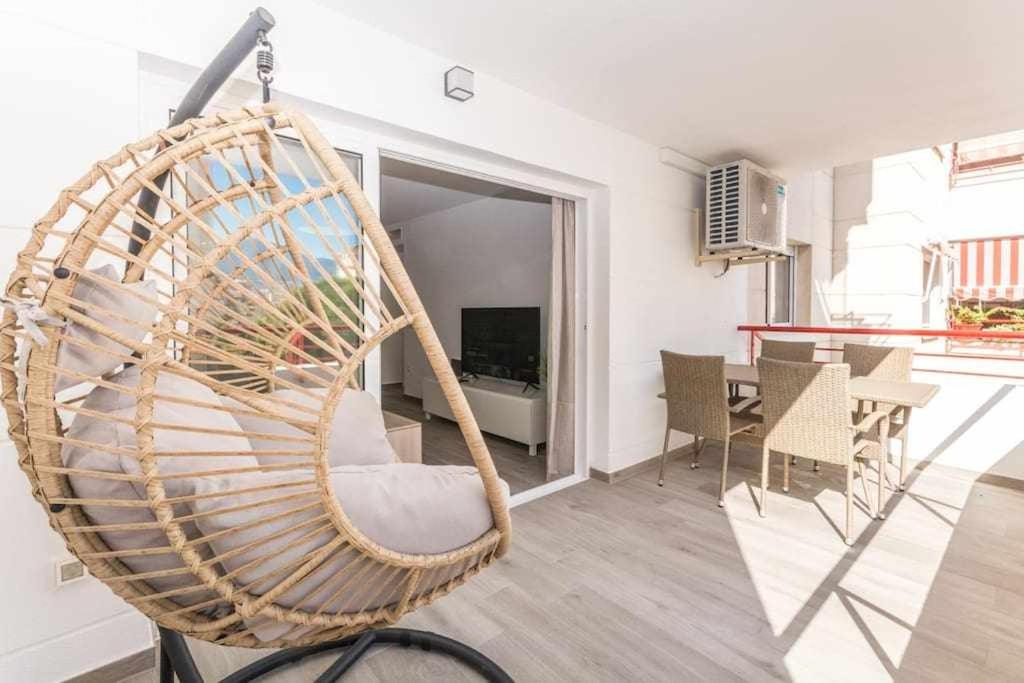 TV a/nebo společenská místnost v ubytování Miramar junto al recinto ferial de Fuengirola