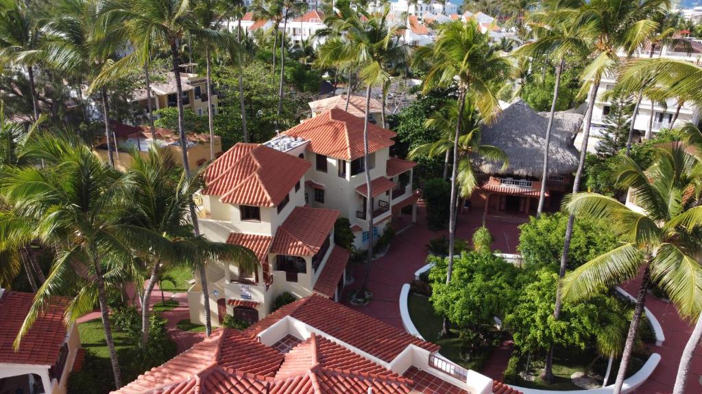 Los Corales Suite (One Suite Group)