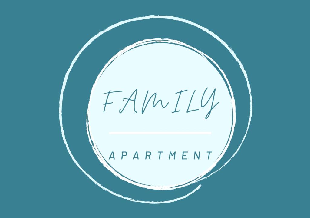 een label met de tekstfamilieafspraak bij Family apartment in Brindisi