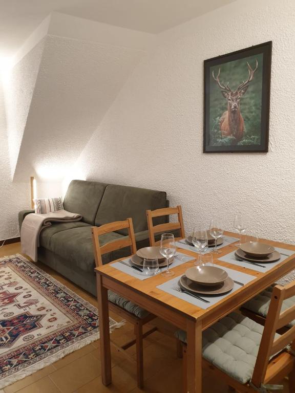 A seating area at bb26 apartment mountain Lozio