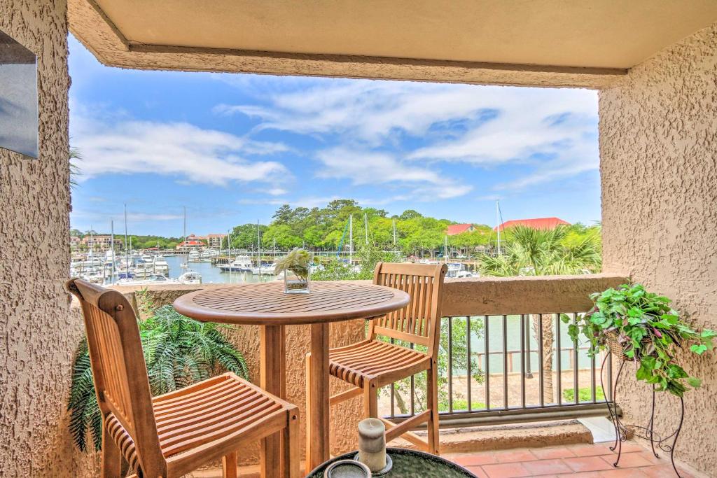 Harborfront Hilton Head Condo with Sunset Views! - Housity