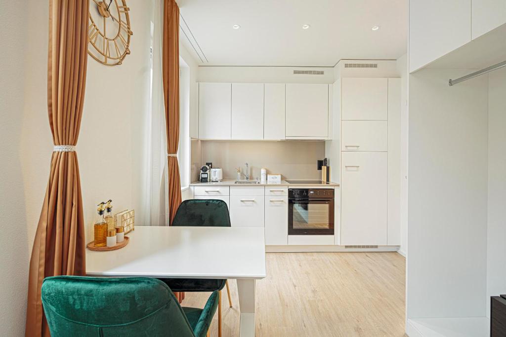 Mühlensteg Apartments by VISIMO - Elegant, Quiet, Central - Resim 24