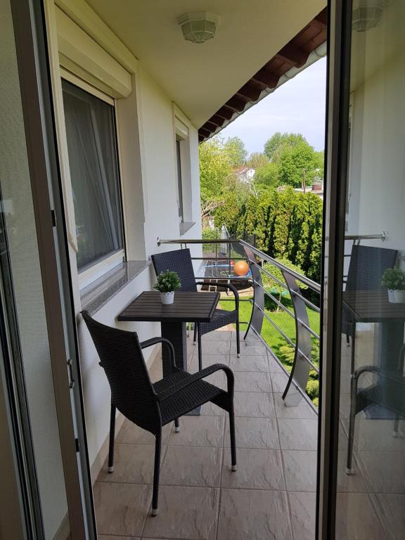 Balkón nebo terasa v ubytování Elek Apartmanház