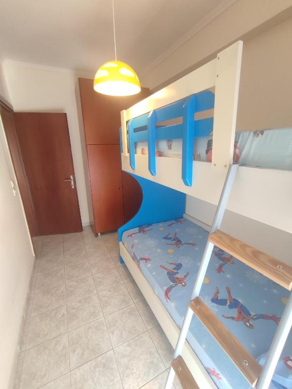 Fotografie z fotogalerie ubytování Dreamy 2 bedroom condo with free parking v destinaci Nea Kallikratia