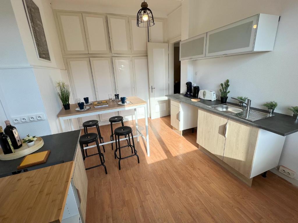 Chambres privées -Private room- dans un spacieux appartement - 100m2 centre proche gare – photo 36