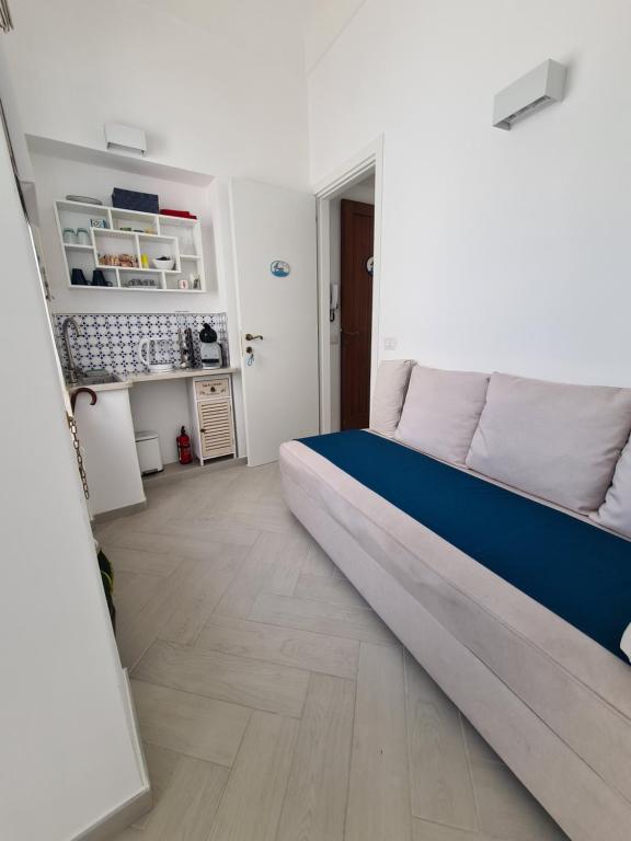 Kuchnia lub aneks kuchenny w obiekcie Casa Leucosia Suites