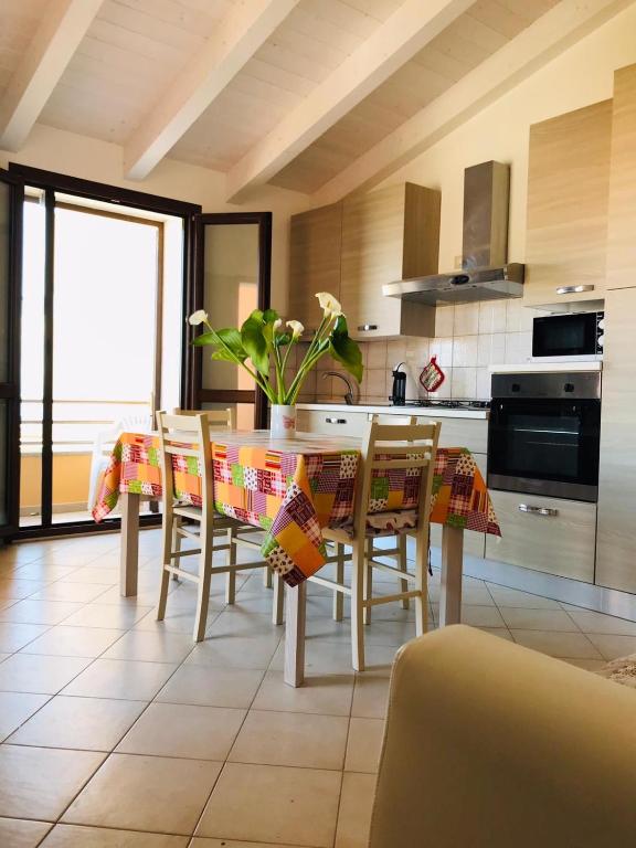 Le Case di Loris a Sant'Antioco - Apt con giardino e BBQ