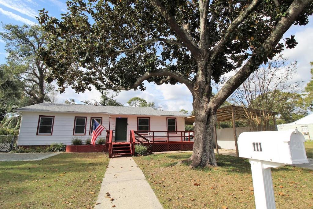 Navy Point Bungalow, Pensacola (updated prices 2024)
