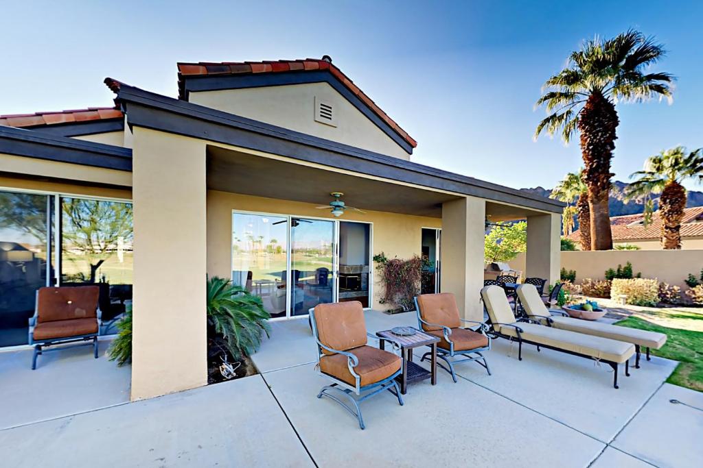 Riviera Oasis Permit 68043, La Quinta (updated prices 2024)