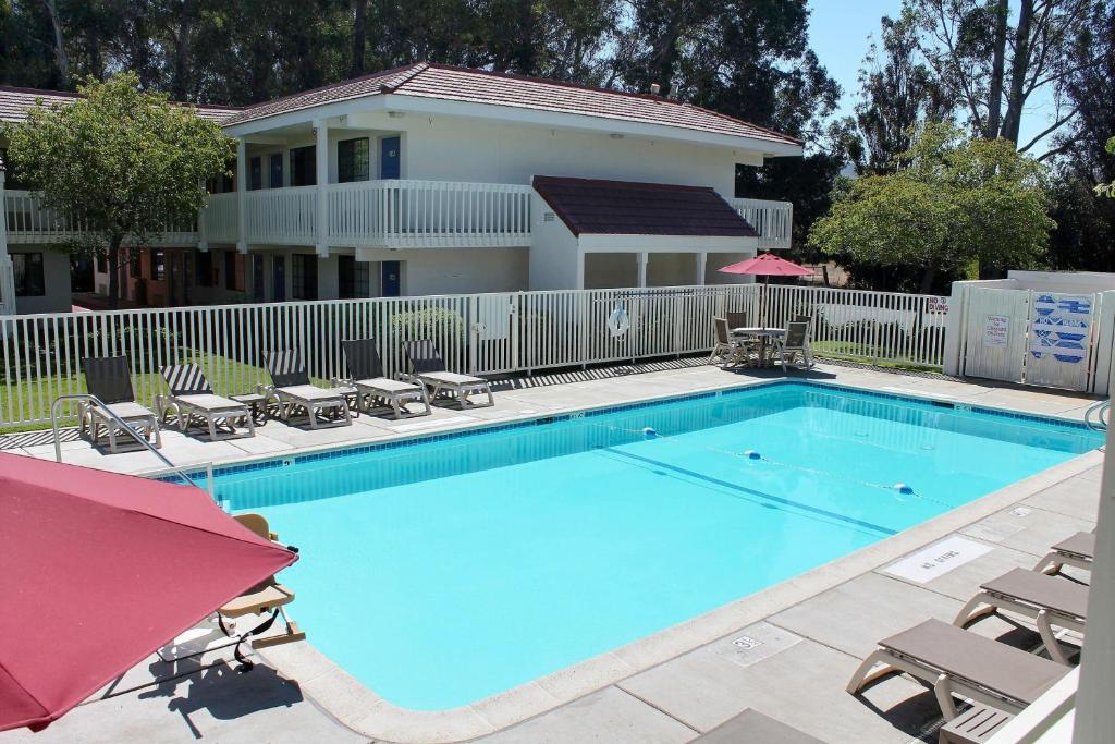 Motel 6-San Luis Obispo, CA - South photo