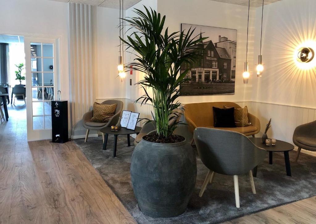Istumisnurk majutusasutuses Hotel Skivehus