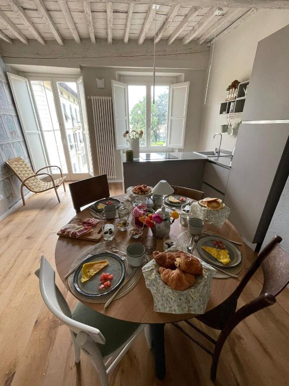 Jedlo v apartmáne alebo blízkom okolí