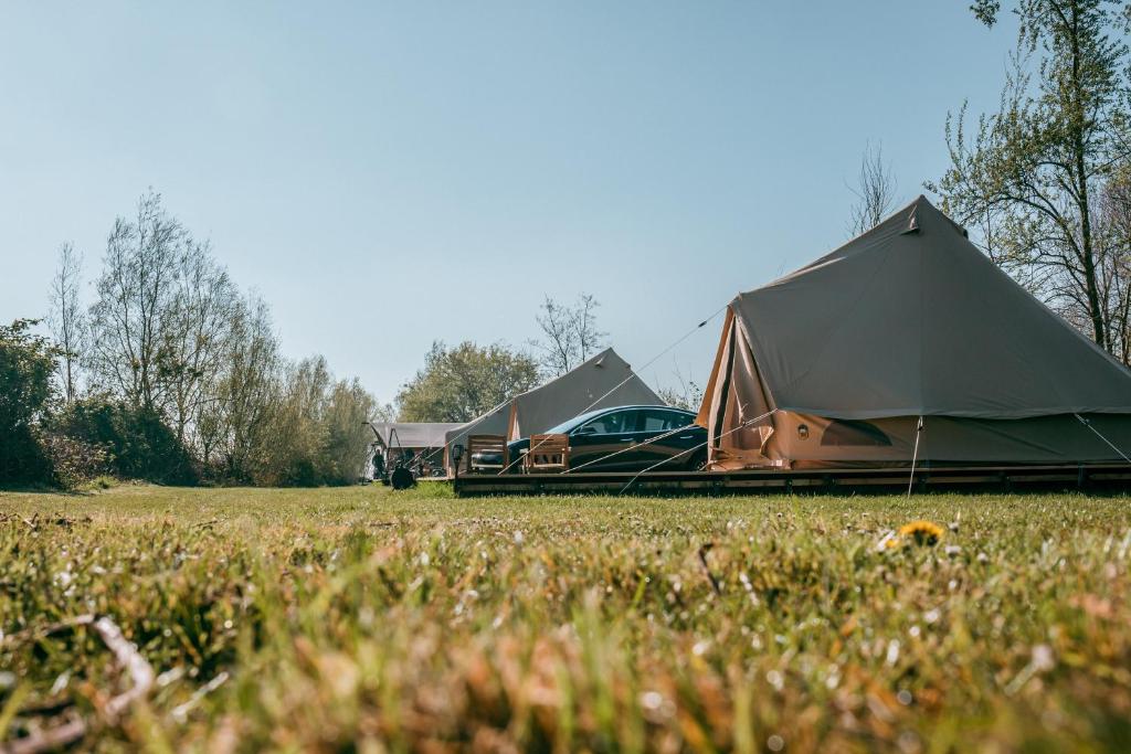 Luxury tent Buitenplaats de Oorsprong, Brouwershaven, Netherlands -  Booking.com