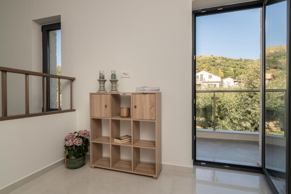 Balkón nebo terasa v ubytování Solis Ortus Villa!